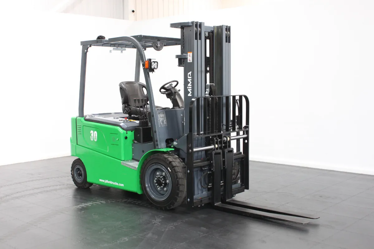 NEW MiMA MK30 - 3 Ton Lithium 4 Wheel Forklift - Image 1