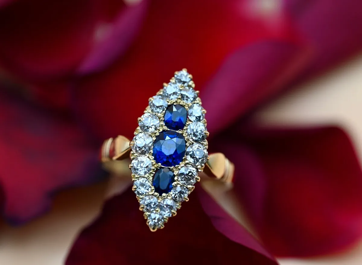 Antique Victorian Sapphire & Diamond Ring - 18ct - Image 4