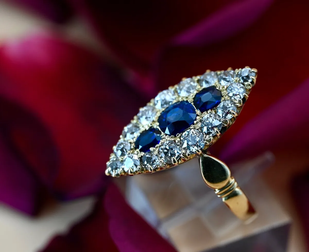 Antique Victorian Sapphire & Diamond Ring - 18ct - Image 3