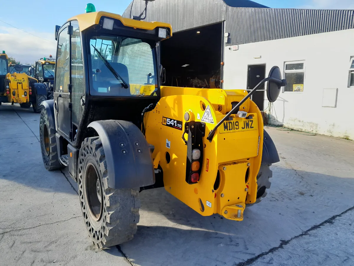 JCB 541-70 Waste Machine 2019 (17865) - Image 3