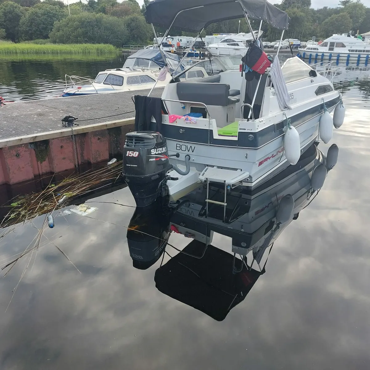 Sports crusier Bayliner boat .may swap. - Image 1