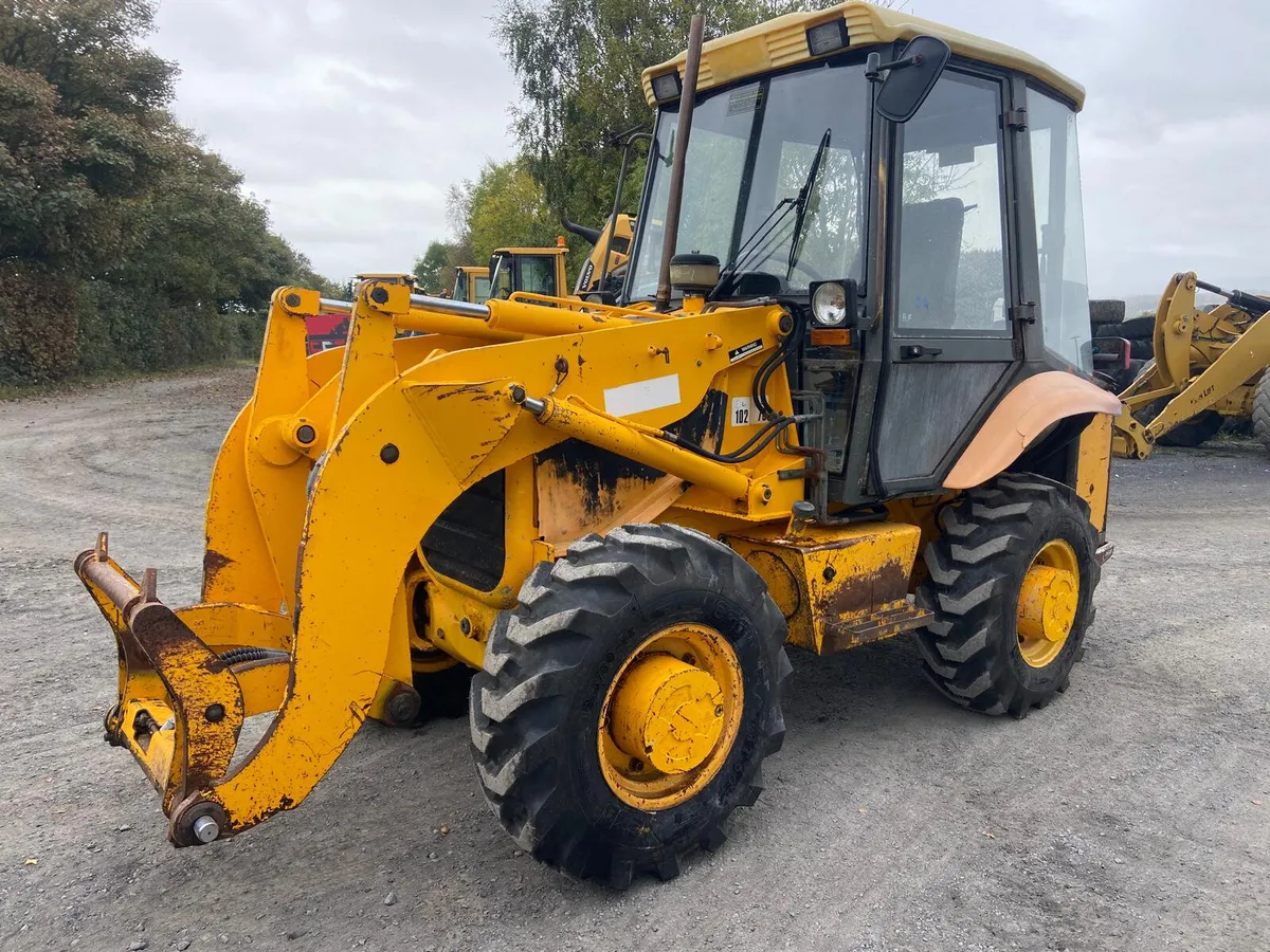 JCB 2CX Loader - Image 2