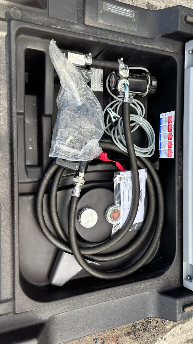 330L Emiliana Diesel Bowser - Image 4