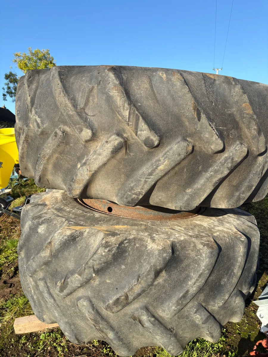 710/70 R38 dual tyres and rims - Image 1