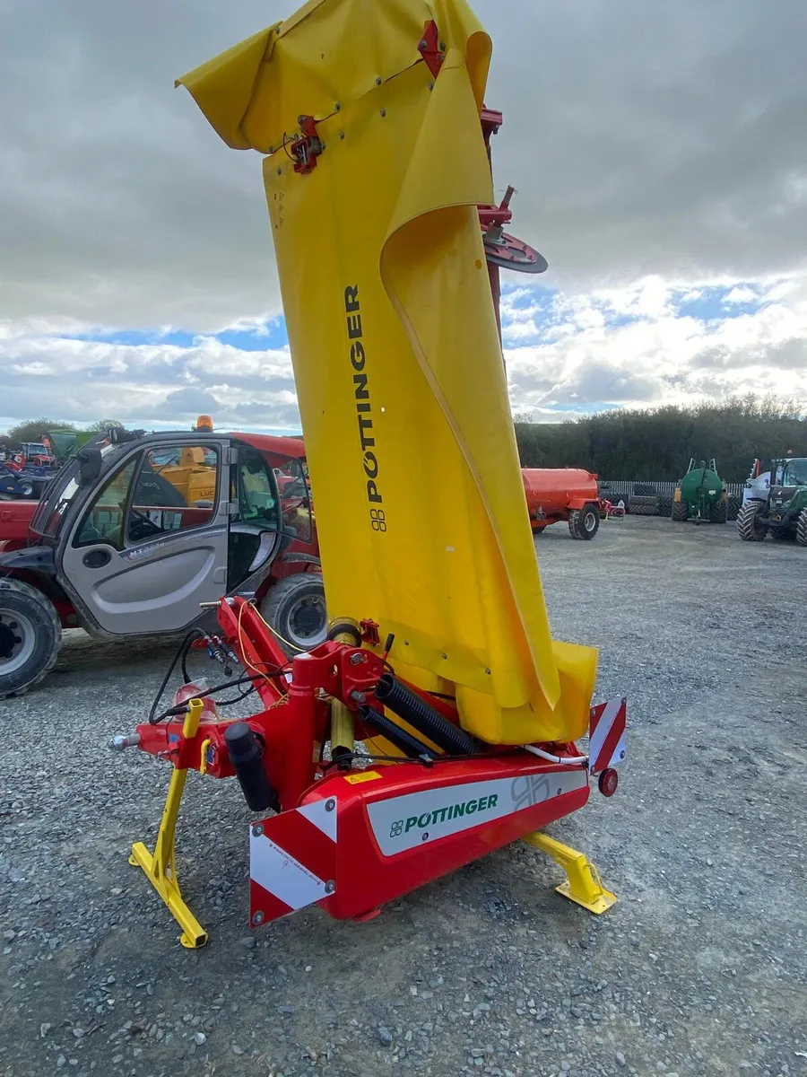 New Pottinger Novadisc 302 Mower - €11,178 + VAT - Image 4