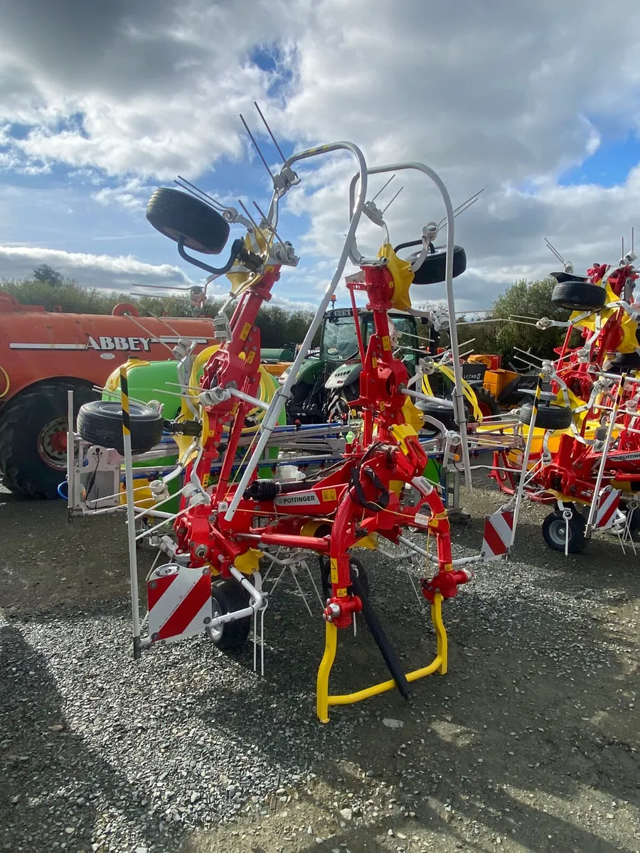 New Pottinger Hit 6.61 Tedder - €10,569 + VAT - Image 4