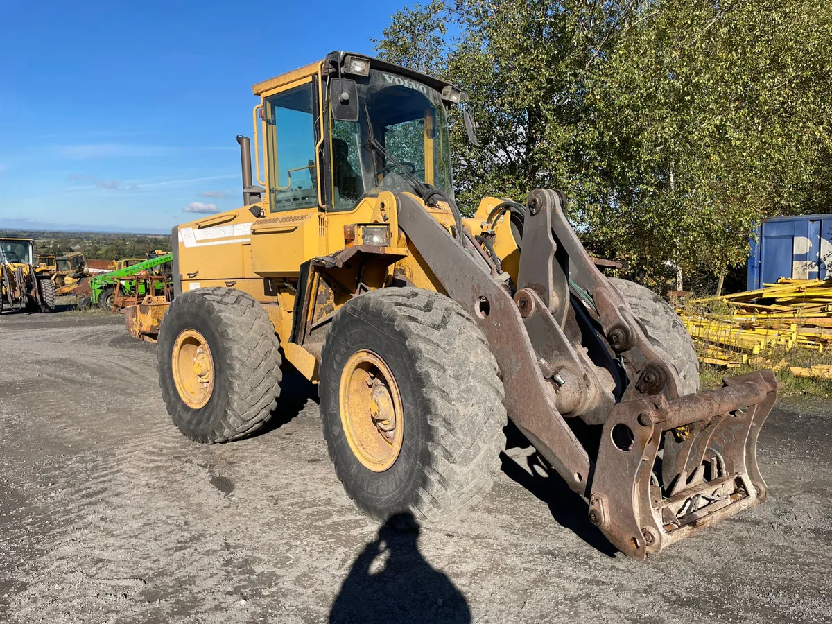 Volvo L70C Loading Shovel - Image 4