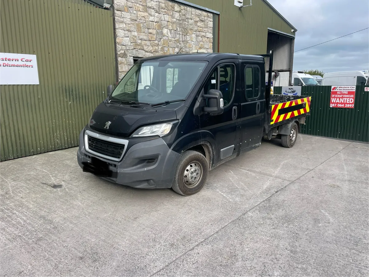 152 Peugeot boxer 2,2 fwd for dismantling