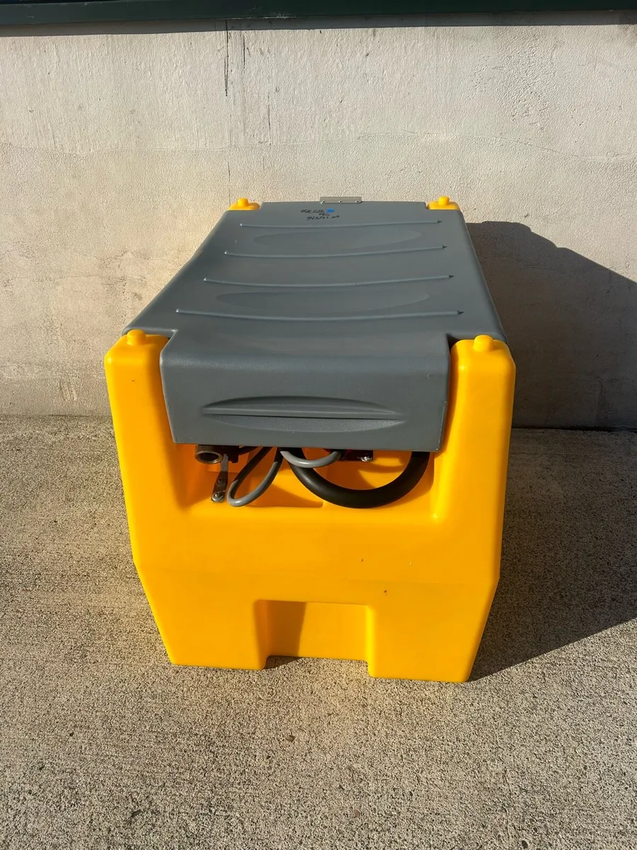 Fuel Bowsers - Image 4