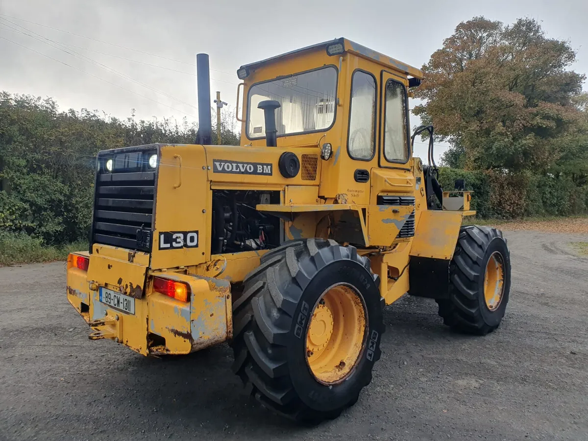 Volvo L30 Loading Shovel - Image 3