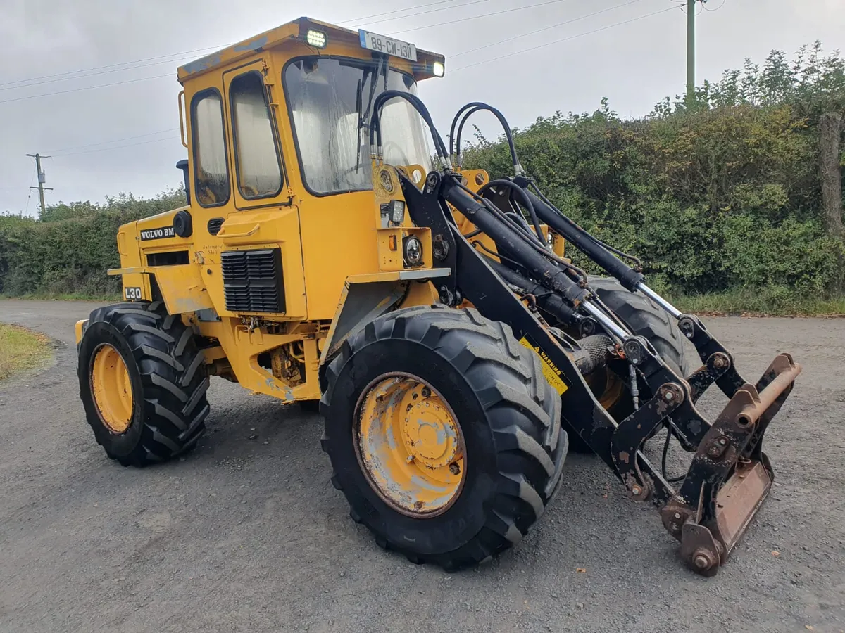 Volvo L30 Loading Shovel - Image 4
