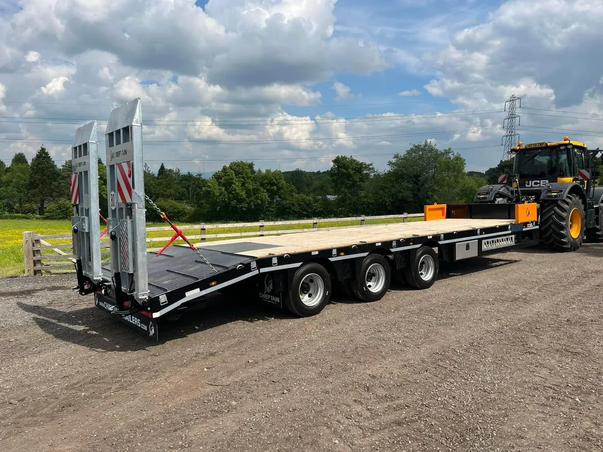 Chieftain low loader - Image 4