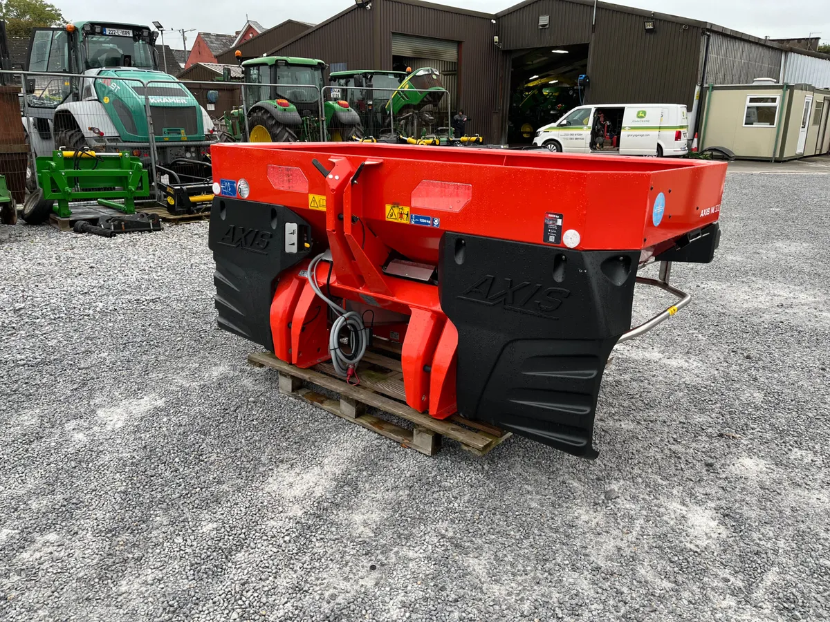 RAUCH Axis M 302 - Image 1