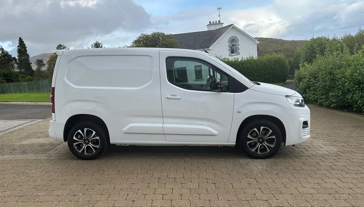 2020 Citroen Berlingo Enterprise 1.5 BlueHDi100bhp - Image 4