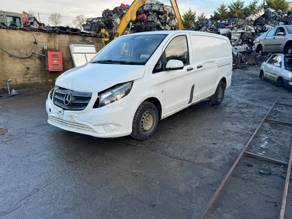 Breaking 2017 MERCEDES VITO 111 1.6 CDTI - Image 2