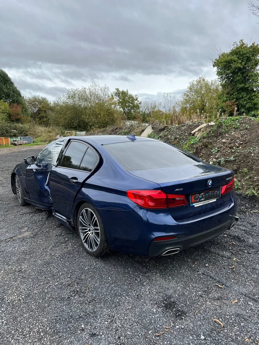 Breaking bmw 520 xDrive Msport 2017 G30 diesel C10 - Image 3