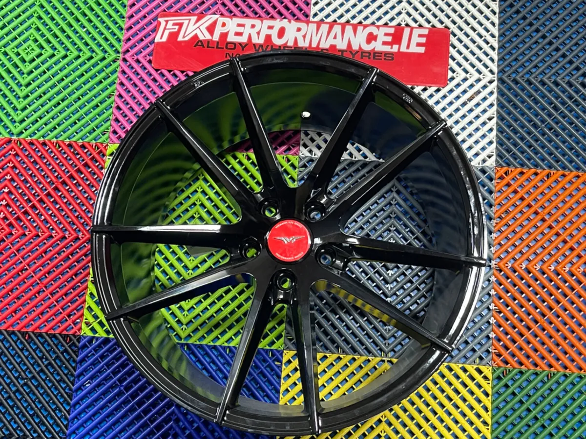 19” Veemann Vfs25 8.5 gloss black alloys & tyre - Image 2