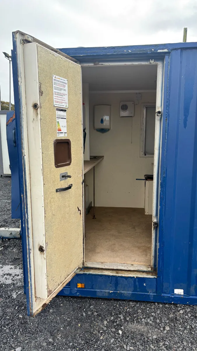 Large Selection of Welfare Units - Image 4