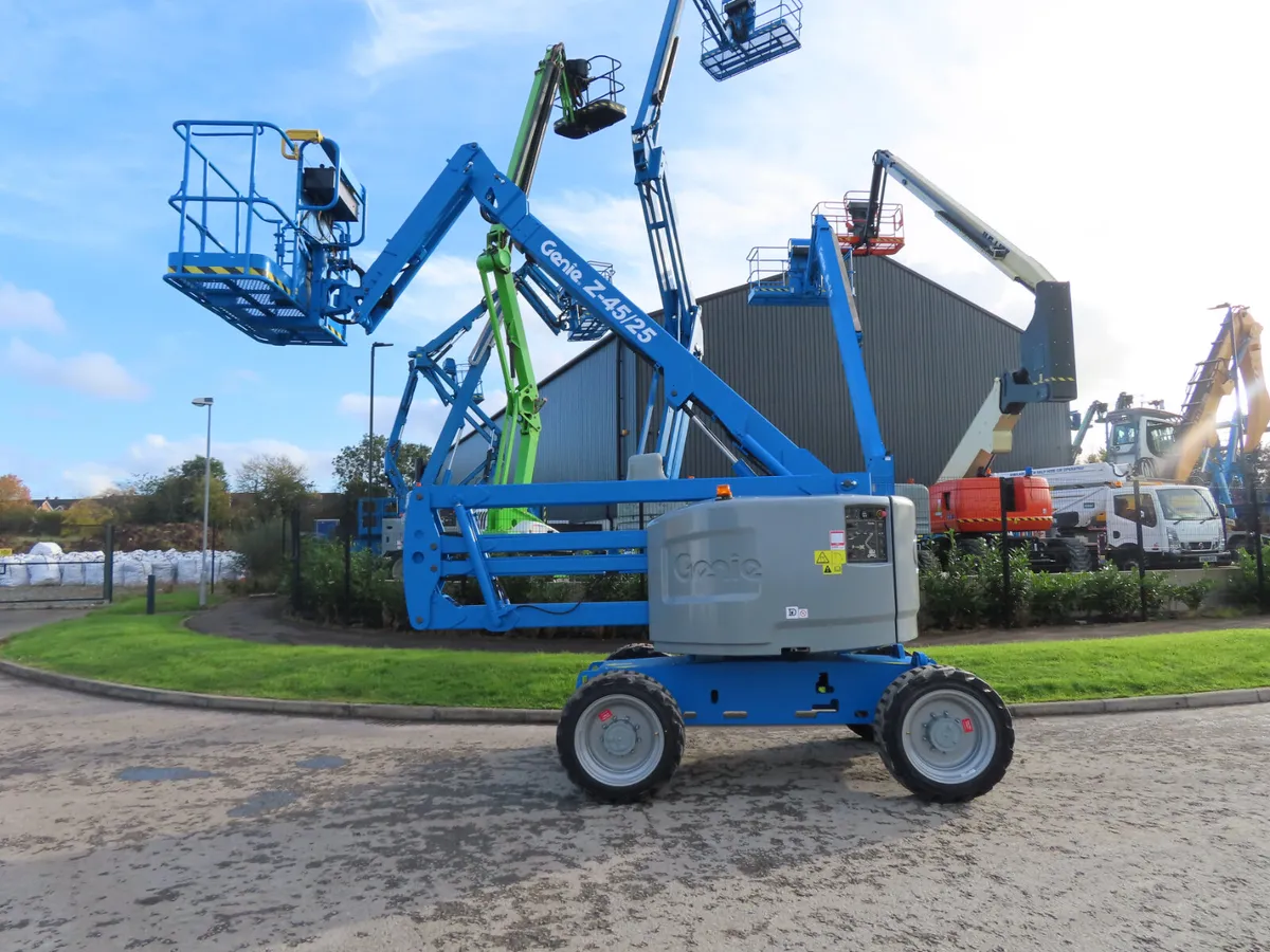 Genie Z45/25J Articulated Boom Lift 2019 - Image 2