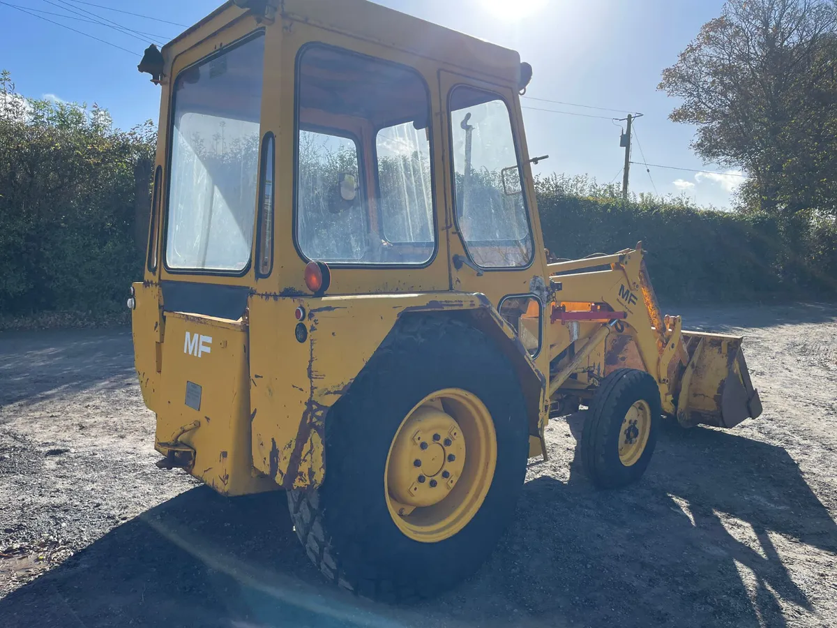 Mf 40 Industrial Loaders - Image 3