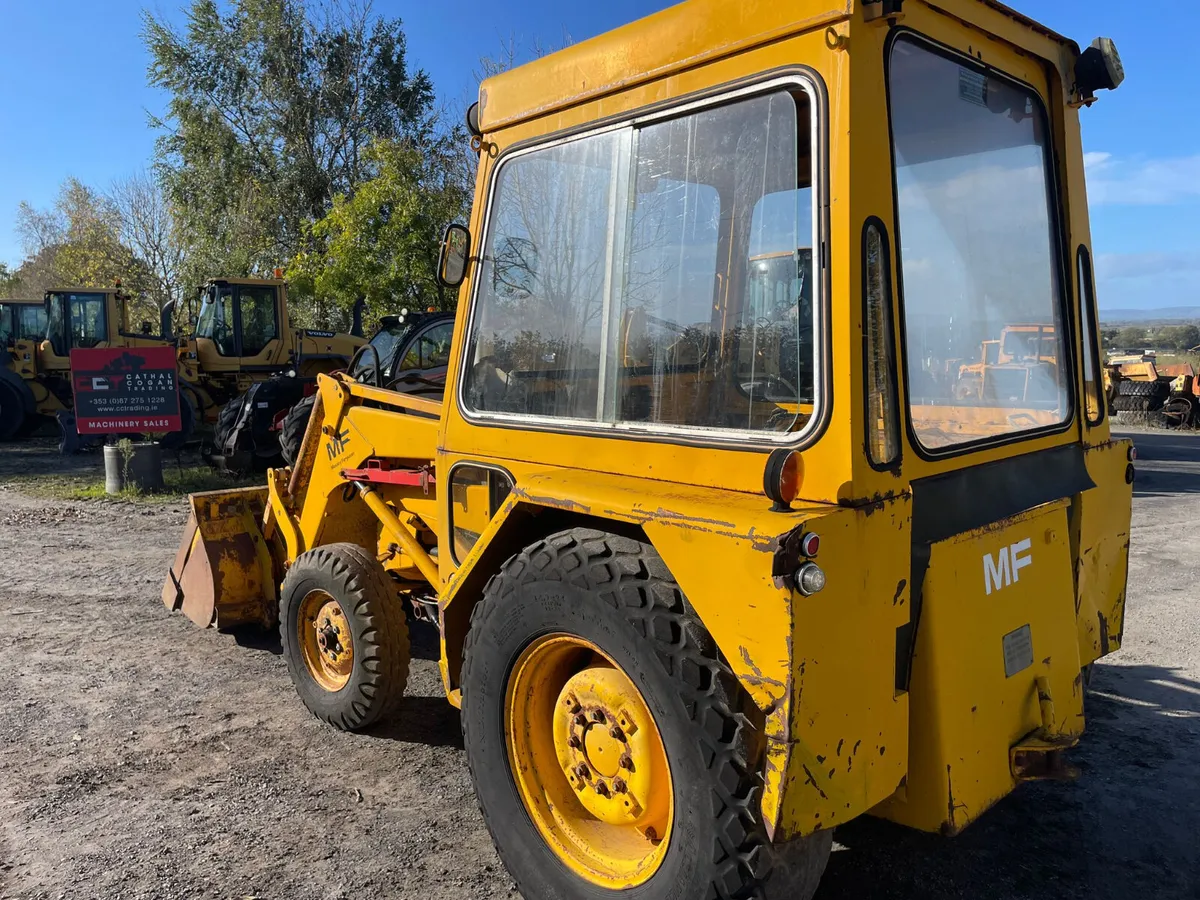 Mf 40 Industrial Loaders - Image 4