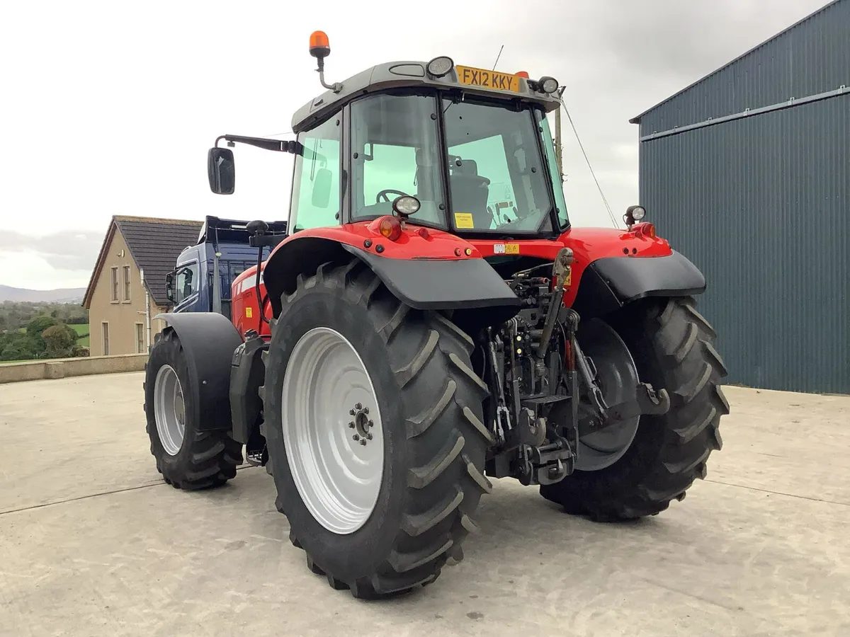 2012 MF 6480 - Image 4