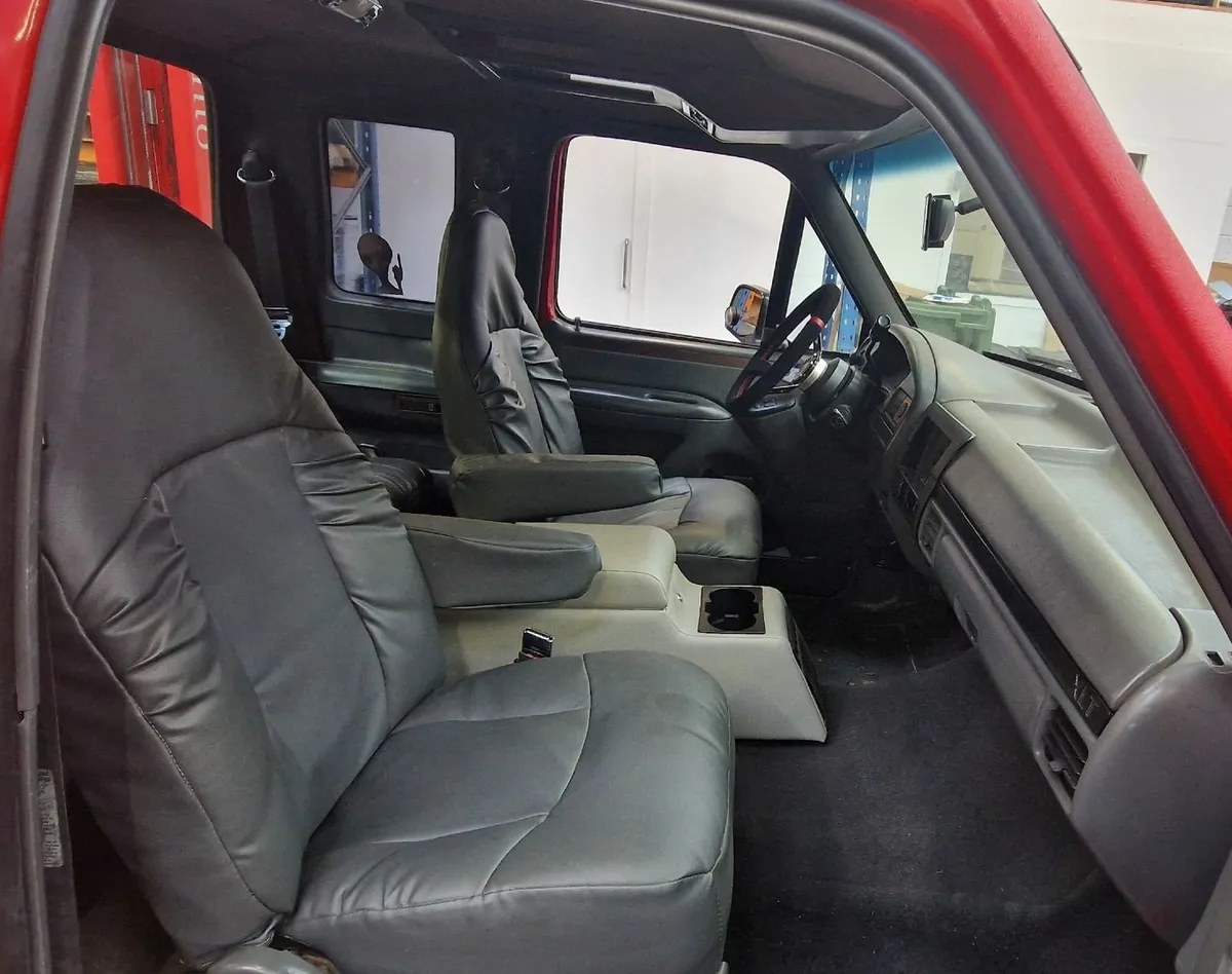 Ford F150 XLT Flare Side 1993 - Image 4