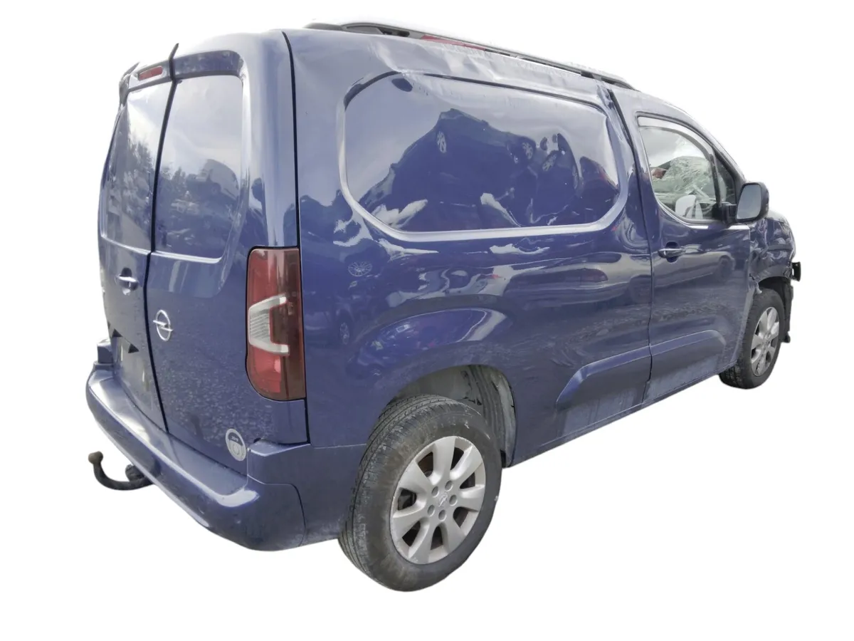 2019 OPEL COMBO For Breaking/Dismantling - Image 2