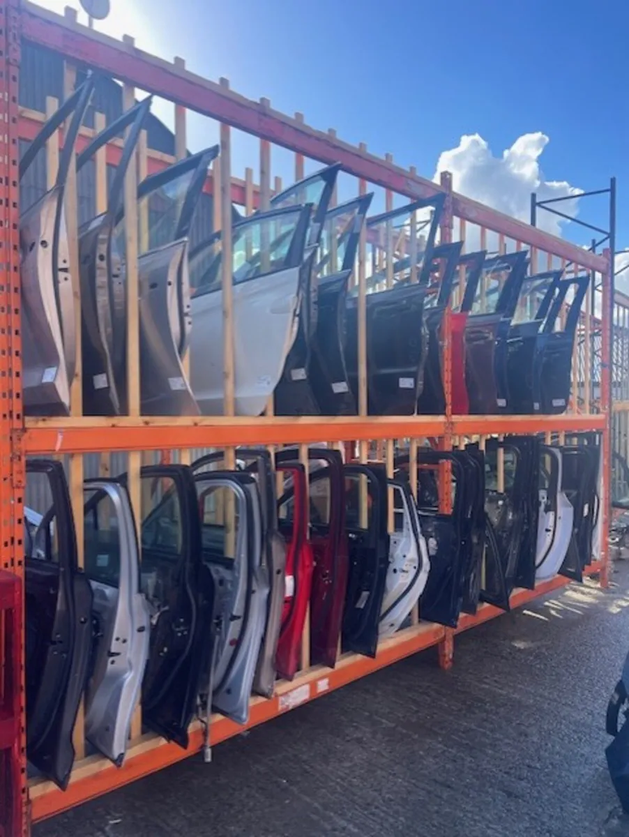 Used Doors, Tailgates and Panels @ DCAutospares - Image 1