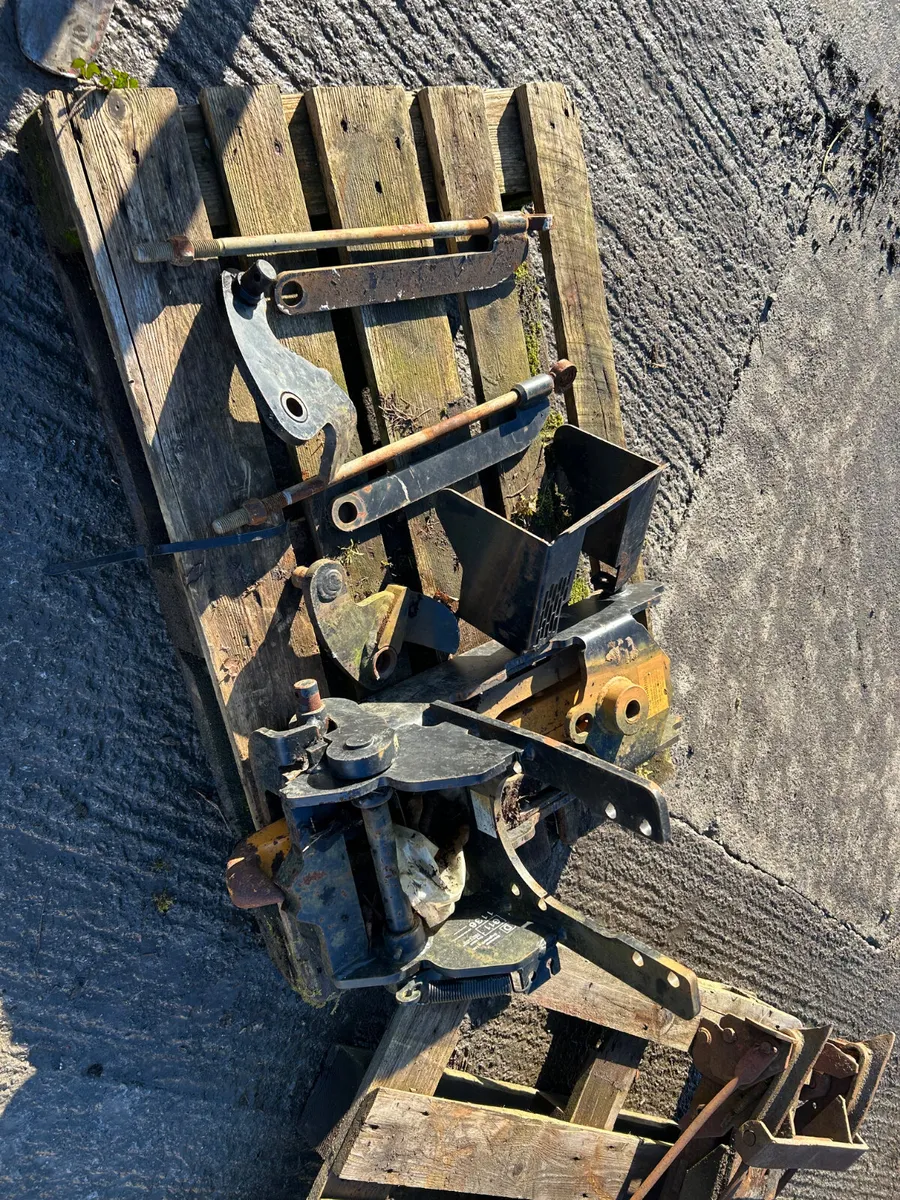 Zetor Proxima Pick up Hitch - Image 4