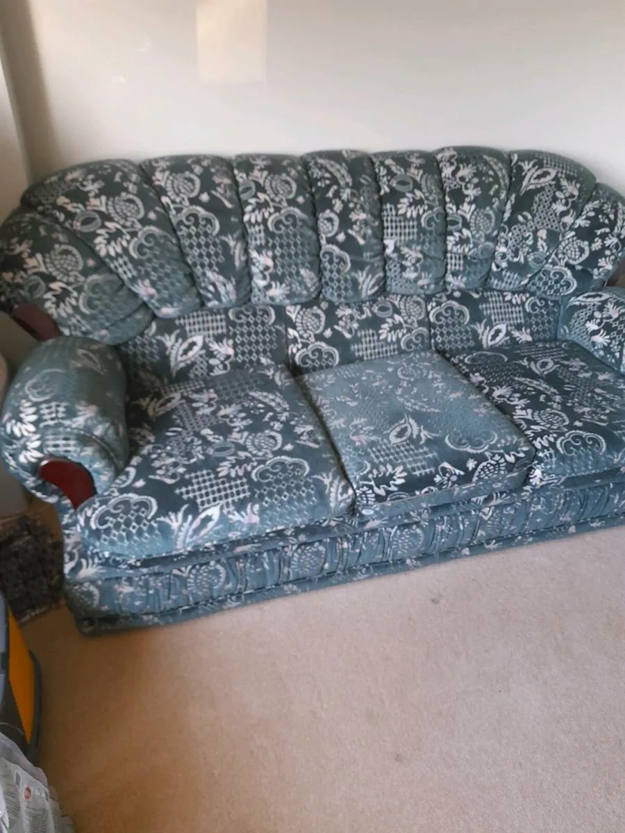 3 seater, 2 seater and single seater couch. - Image 2