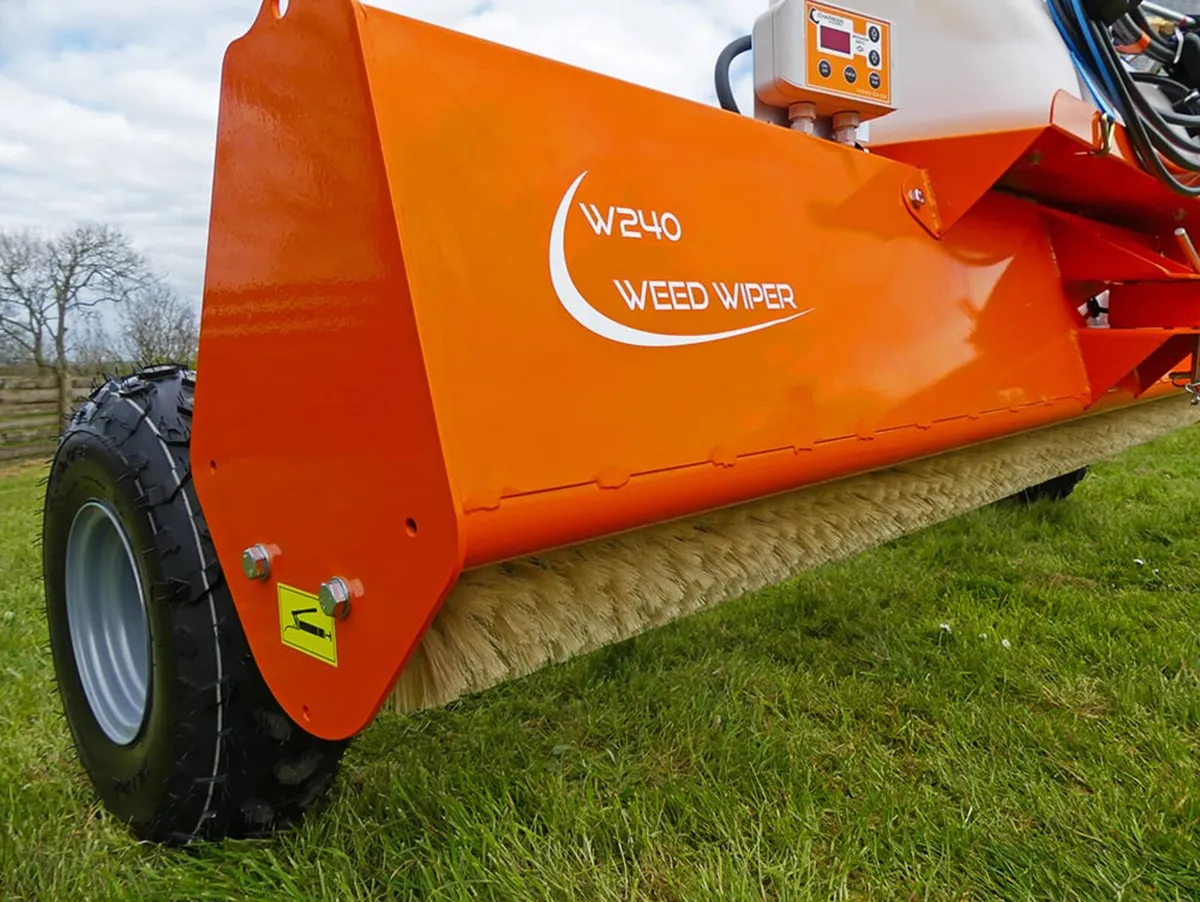 Chapman W240 Weed Wiper - Image 2