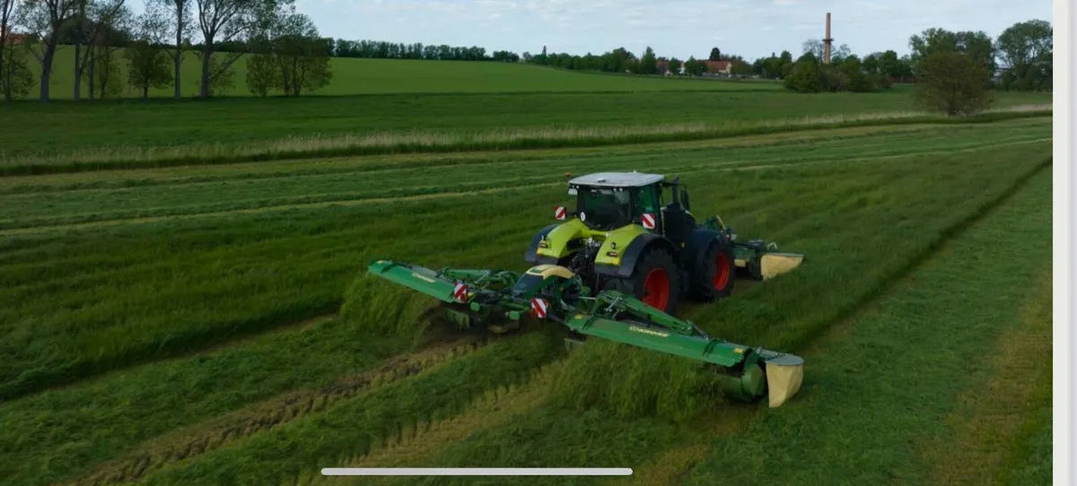 New Model Krone B1050 BSS Grouper mowers - Image 2