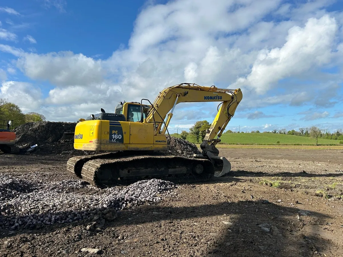 2011 Komatsu PC160 Bog Master - Image 2