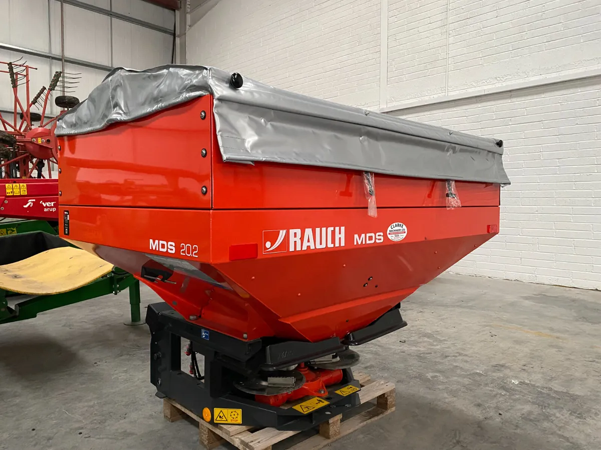 New Rauch 20.2D Spreaders - Image 1
