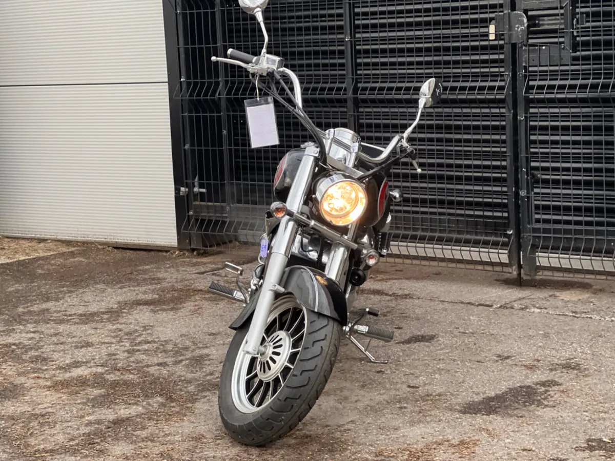 Low Mileage Hyosung GV700 - Image 3