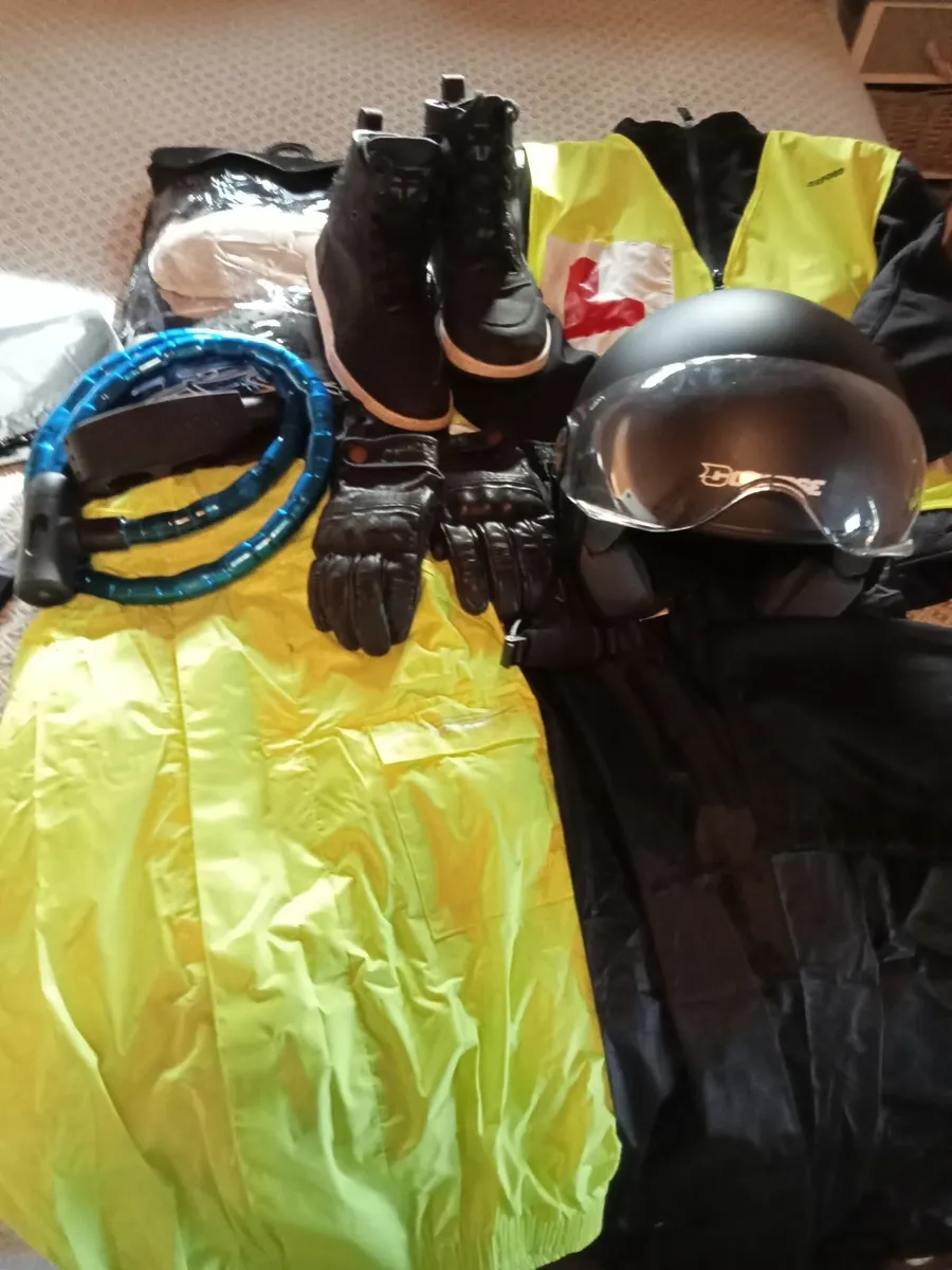 Motorbike/Scooter Gear - Image 1