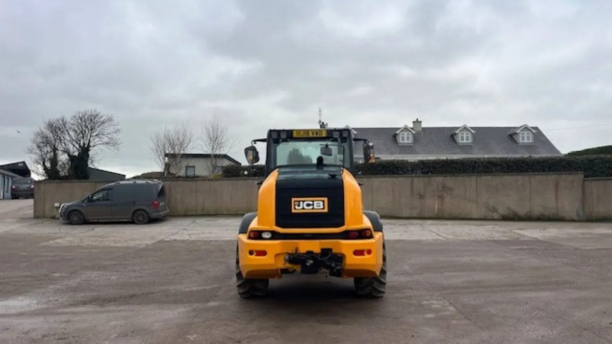 2018 JCB TM320S - Image 2