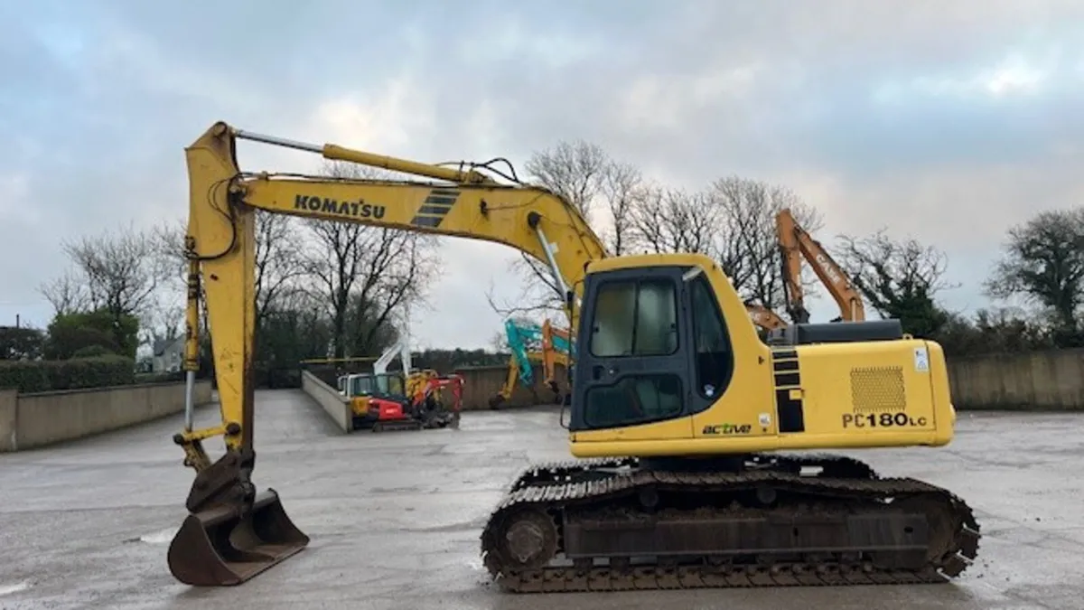 2003 Komatsu PC180-6 - Image 1