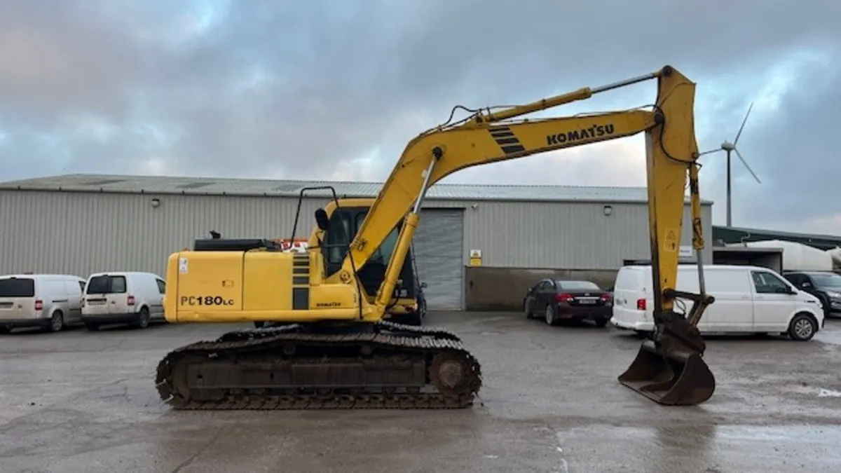 2003 Komatsu PC180-6 - Image 3