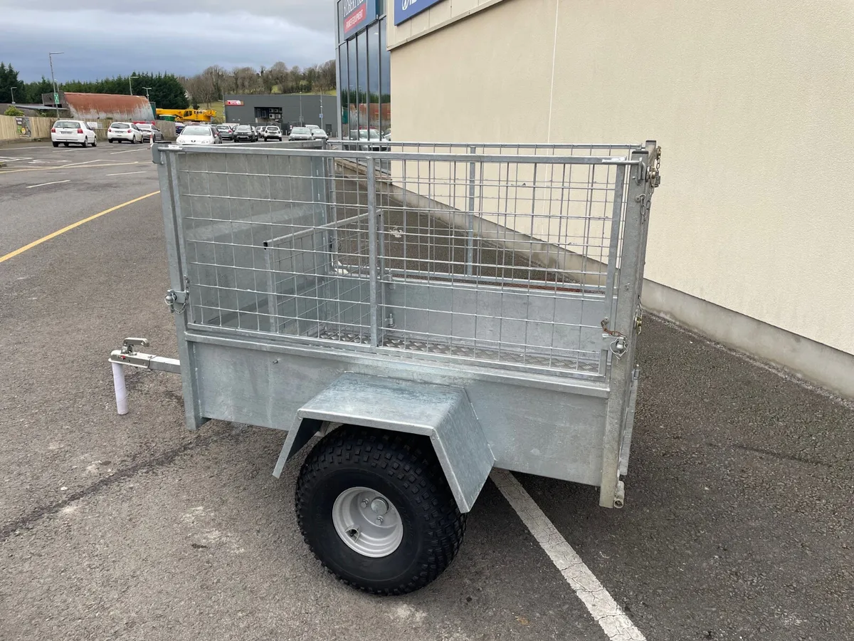 5ft x 3ft ATV Trailer with Lamb Dividing Gate - Image 2