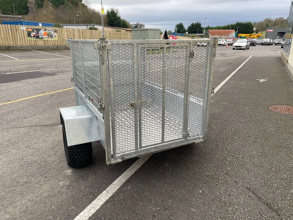 5ft x 3ft ATV Trailer with Lamb Dividing Gate - Image 3
