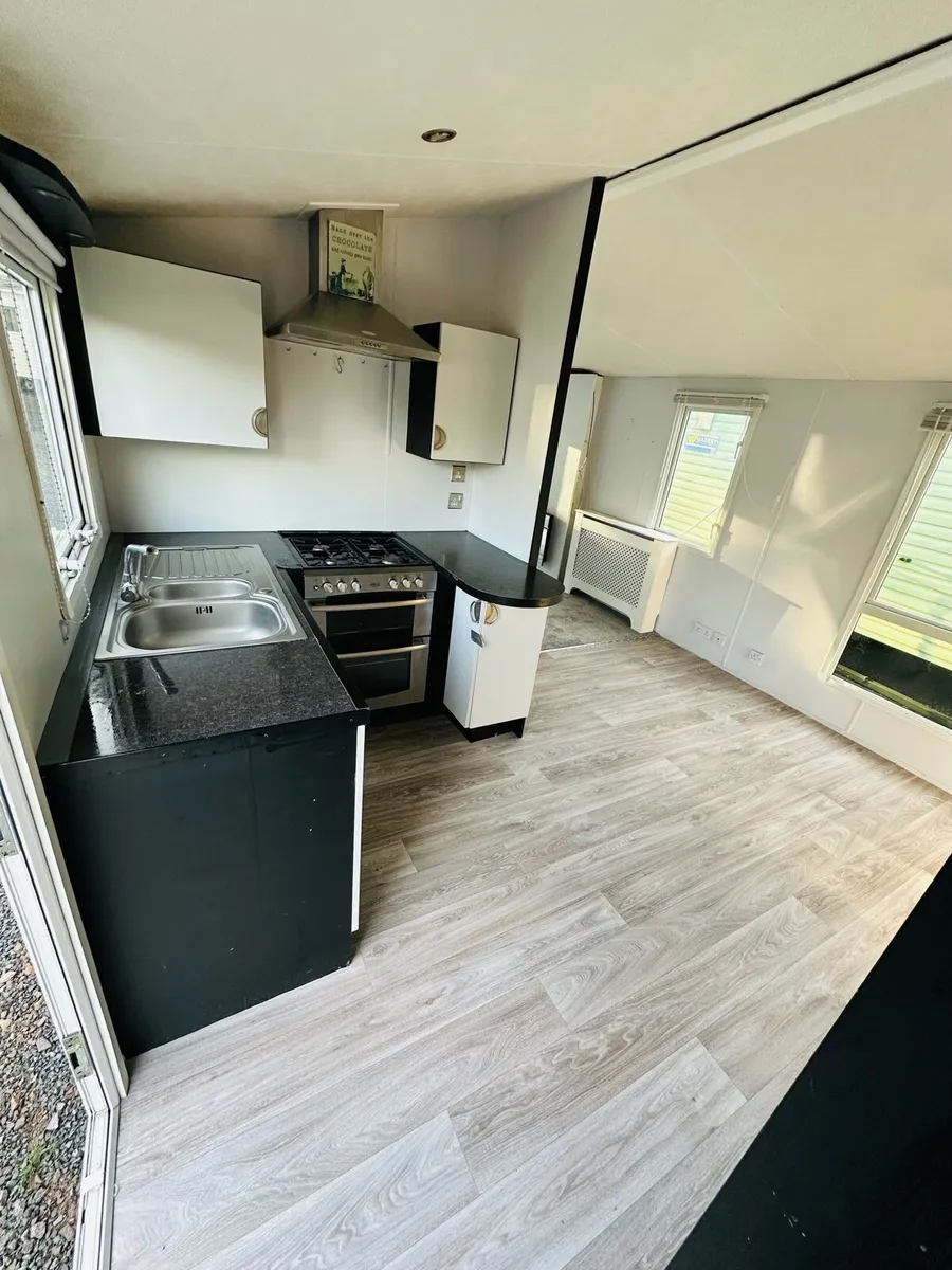 Willerby Winchester 38-13 2 bed At TPS caravans - Image 3