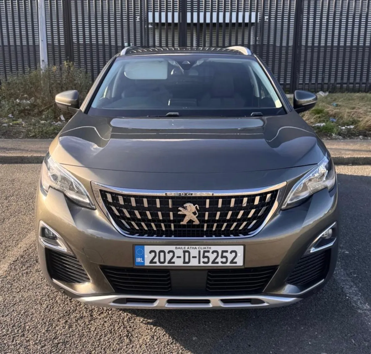2020 Peugeot 5008 Allure Commercial - Image 2