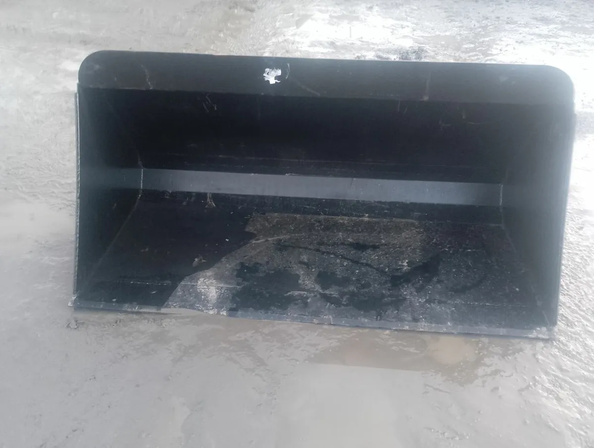 Bucket euro quickie JCB bracket - Image 3