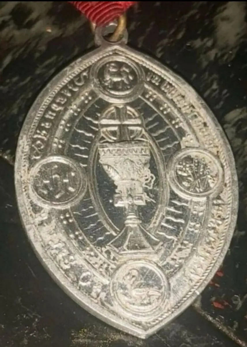 Old pendant, medal - Image 1