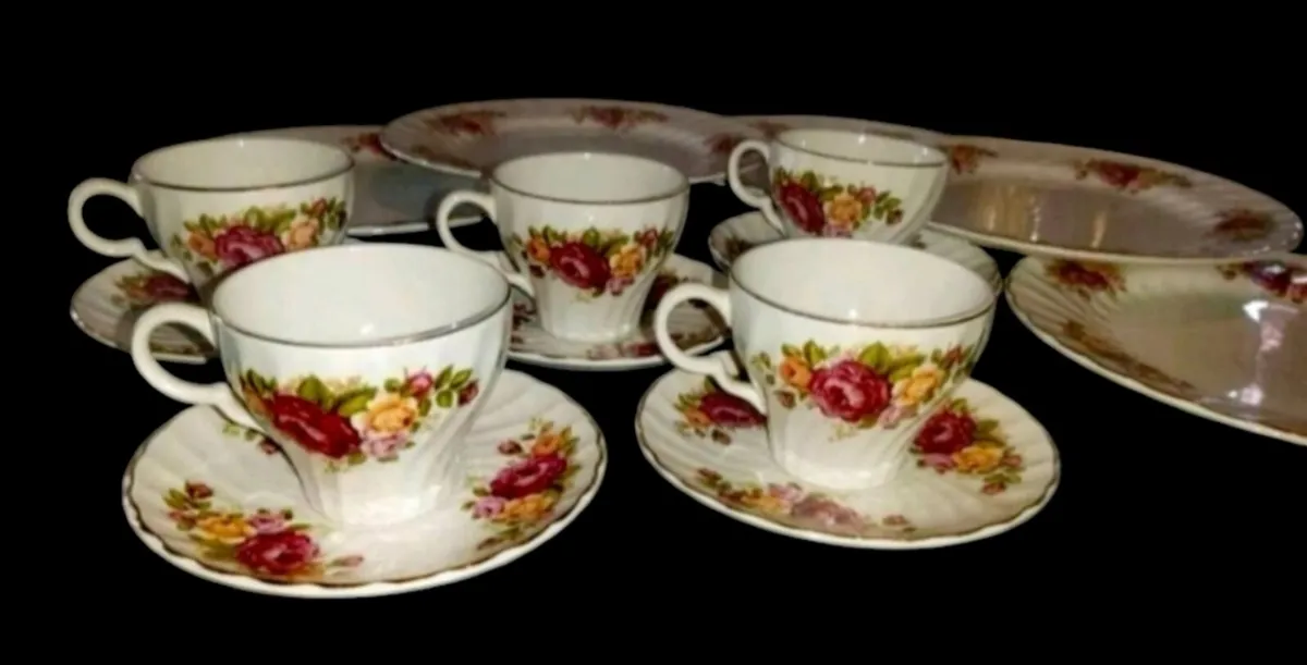 Beautiful Wood and Son Cottage Rose - Image 2