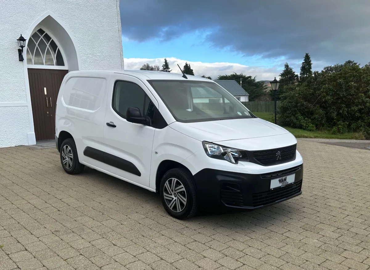 2021 (212reg) Peugeot Partner Access NO VAT - Image 1