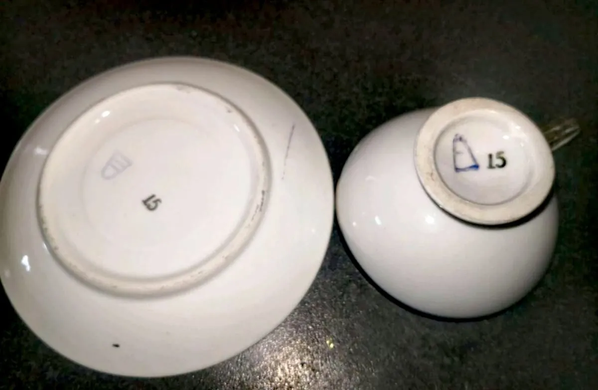 Ultra rare antique Alt Wien cup and saucer - Image 4