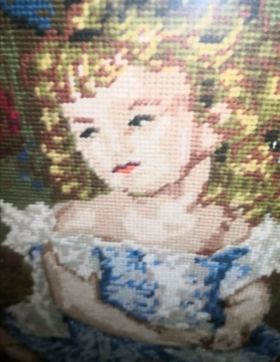 Large beautiful antique tapestry - Image 2